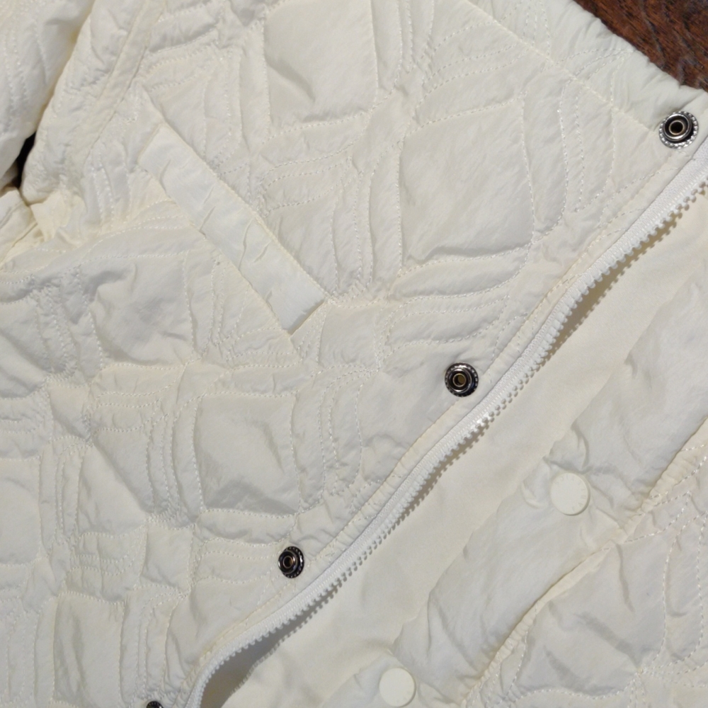 Fabletics Quilted Loft Jacket - Picture 4 of 6